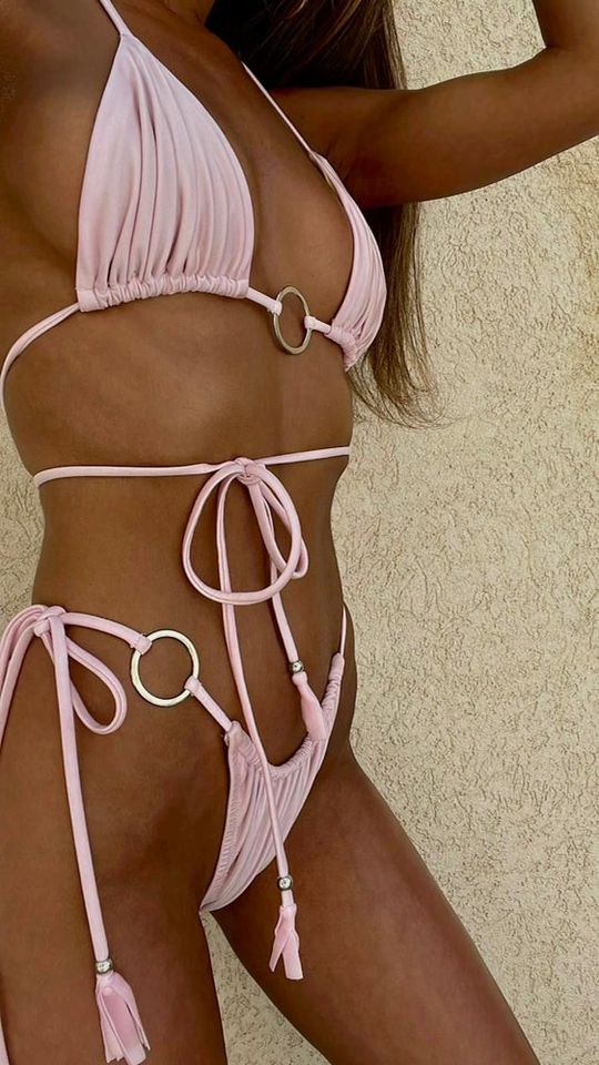 ADEL  BOTTOMS